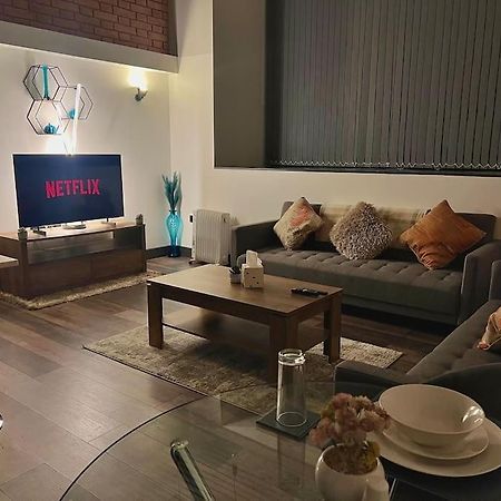 Cityzenretreat - Mezzanine Apartment Sleeps 4 Sheffield City Centre Buitenkant foto